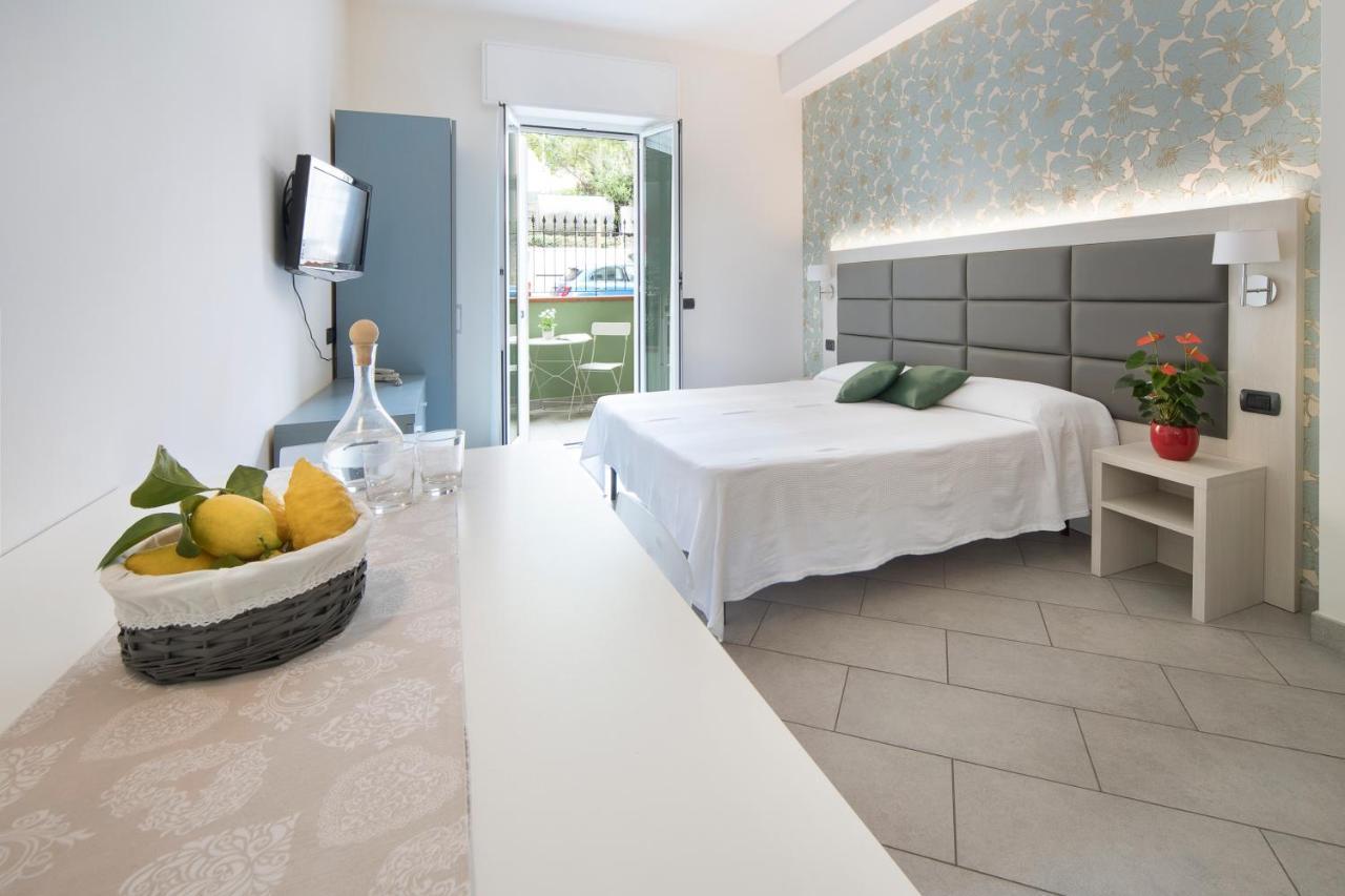 Hotel Residence Laigueglia Free Parking Zewnętrze zdjęcie